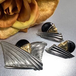 Artistic Silver and Gold Brooch Set